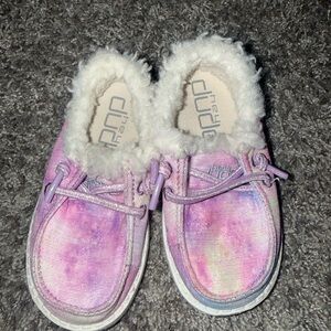 Hey Dude Kids Shoes in Pink and White